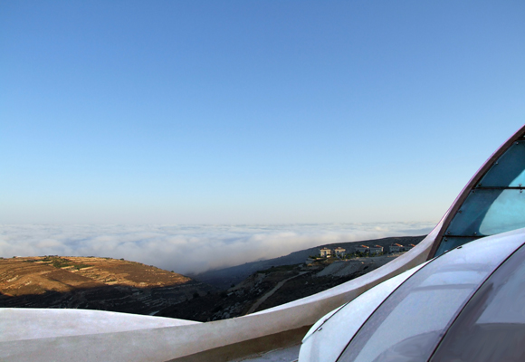 Pavie-Architect-Biomorphic-House SkyLight-Pub